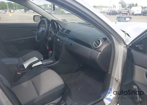 2006 Mazda Mazda3 I z USA, uszkodzony, nr VIN JM1BK12F361462761